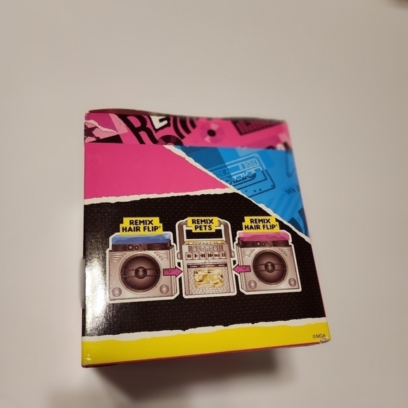LOL Surprise Remix Hair Flip Doll 15 surprises New toy - Picture 4 of 5
